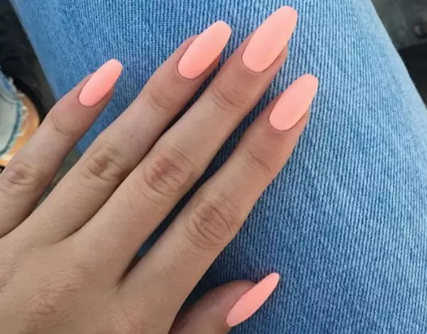 I-Peach Manicure (izithombe ezingama-86): Idizayini ekhanyayo ye-Peach-Peach 17211_31