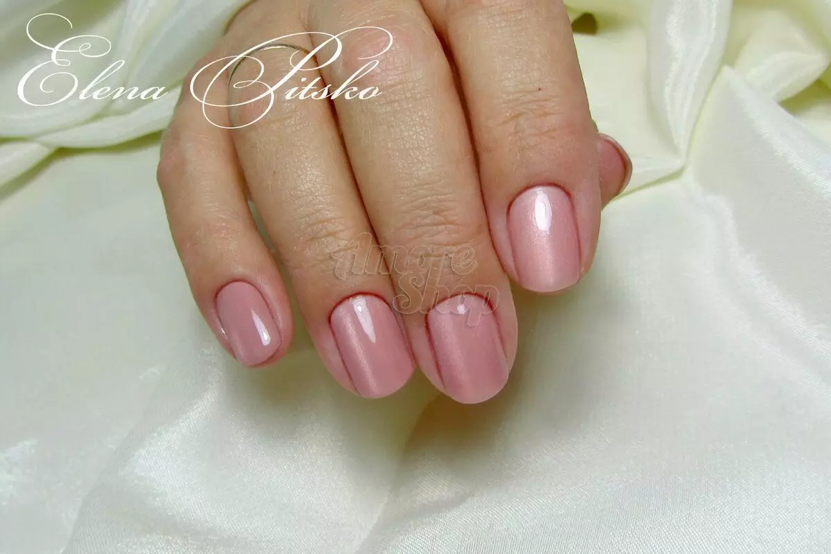 manicure នៅក្នុងពណ៌ pastel (117 រូបថត): ការរចនាចម្រុះក្រចកខ្លីនៃក្រចកខ្លីនៅក្នុងស្រមោល manoryuce ដ៏ស្រស់ស្អាតនៅក្នុងពណ៌ 17216_27