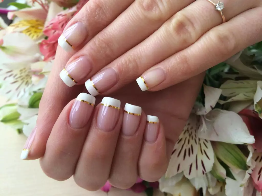 Manicure w pastelowych kolorach (117 zdjęć): Delikatny wielokolorowy projekt krótkich paznokci w pastelowych odcieniach, piękne pomysły na manicure w kolory pastelowe 17216_51