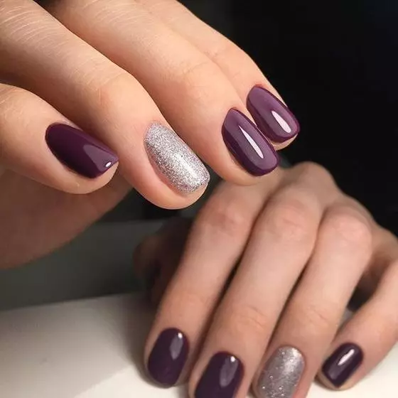 Dark Manicure (86 รูป): การออกแบบเล็บยาว ๆ บนมือของวานิชในสีเข้ม 17222_7