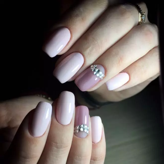 Beige-Pink Manicure (26 bilder): Nail Design Ideas 17225_3
