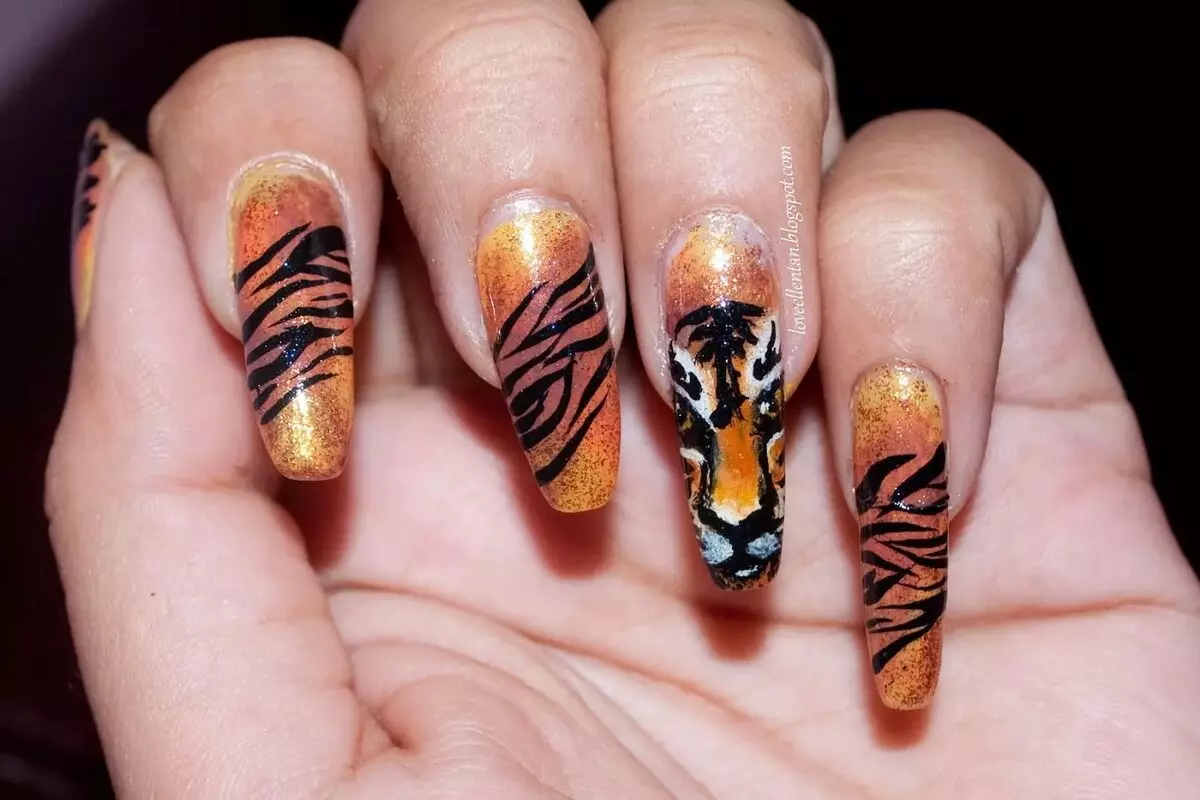 Sort og orange Manicure (28 billeder): Nail Design Idéer 17232_20