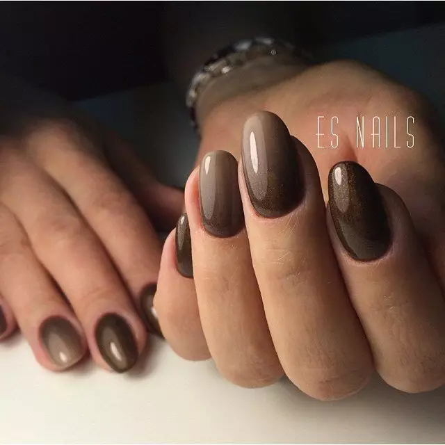Sjokolade manikyr (54 bilder): Nail design med sjokoladefarge med tegninger 17239_37