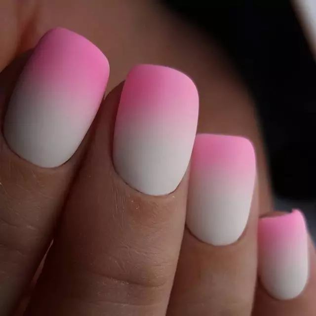 Manicure White-pink (foto 61): ntu na-eme ihe na gradient na rhinestones, echiche nke ịmepụta Ombre na Franch 17243_36