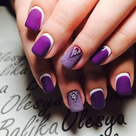 紫色修指甲（109張照片）：釘子裝飾清漆黑暗和白色紫色，美麗的修指甲ombre 17245_100