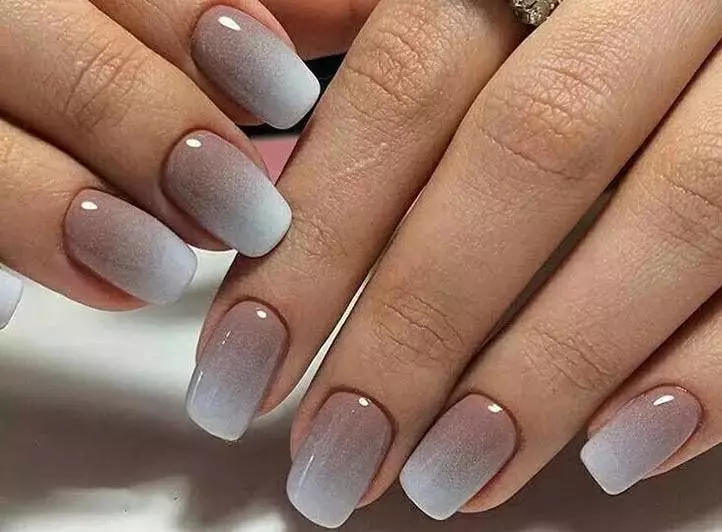 Manicure en colores grises (38 fotos): ideas para el diseño de uñas en color plateado 17248_18