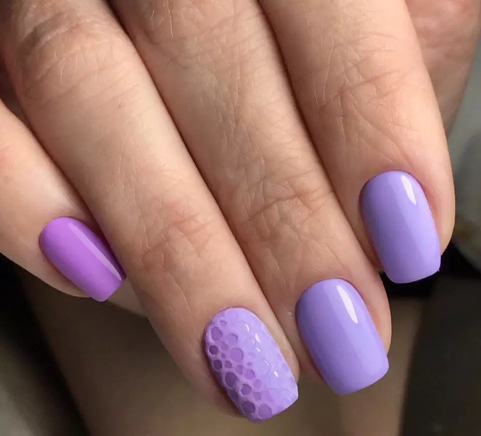 Skey-Lilac Manicure (45 wêneyên): Nekêşana Nail di ronahiya Lilac û Violet Shades 17254_6