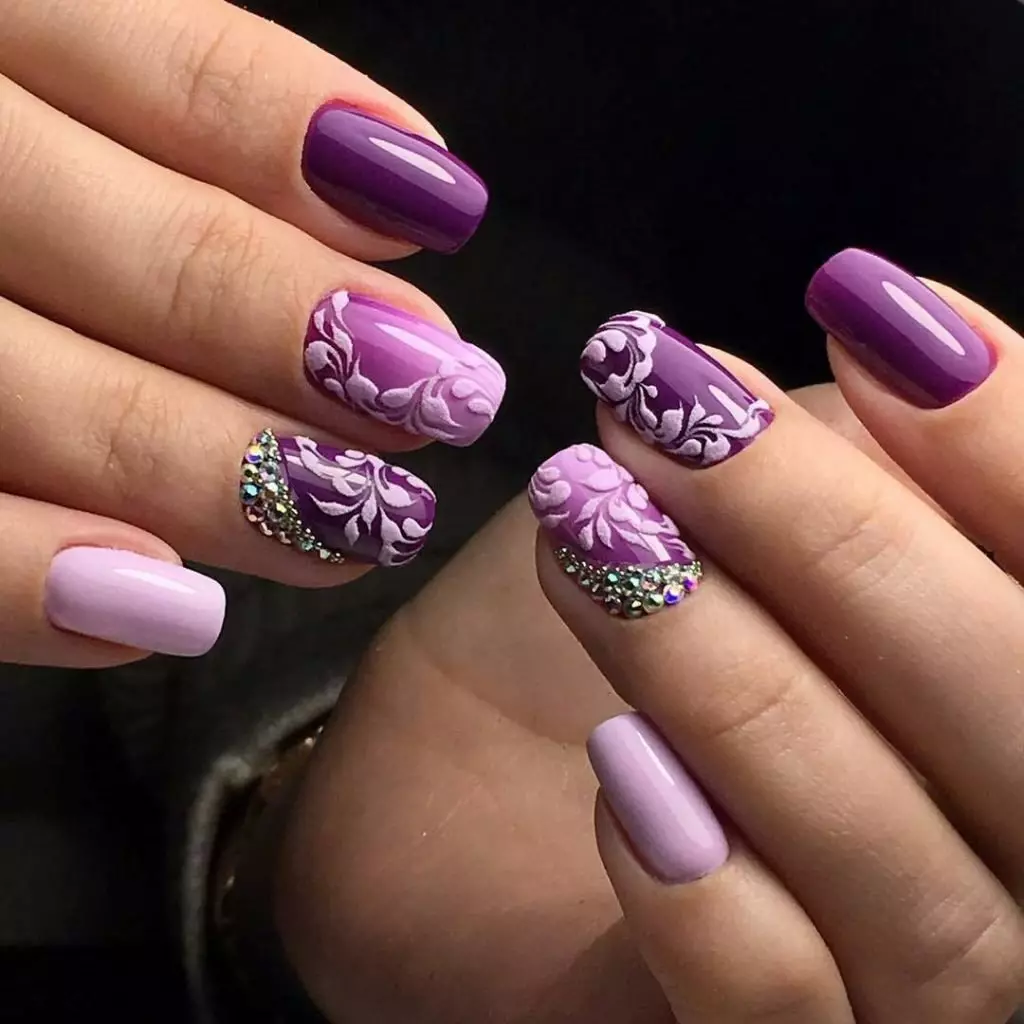 Skey-lilac manicure (45 litrato): lansang disenyo diha sa kahayag lilac ug azul patay 17254_7