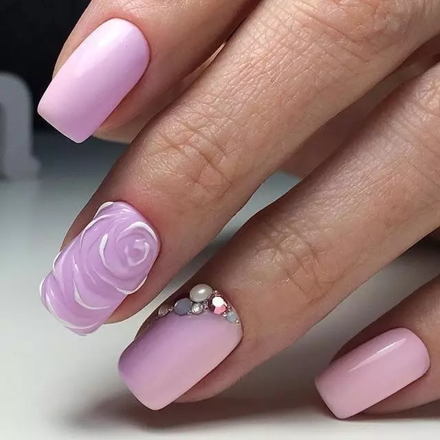 SKEY-LILAC Manicure (45 zdjęć): Projektowanie paznokci w lekkich liliach i fioletowych odcieniach 17254_9