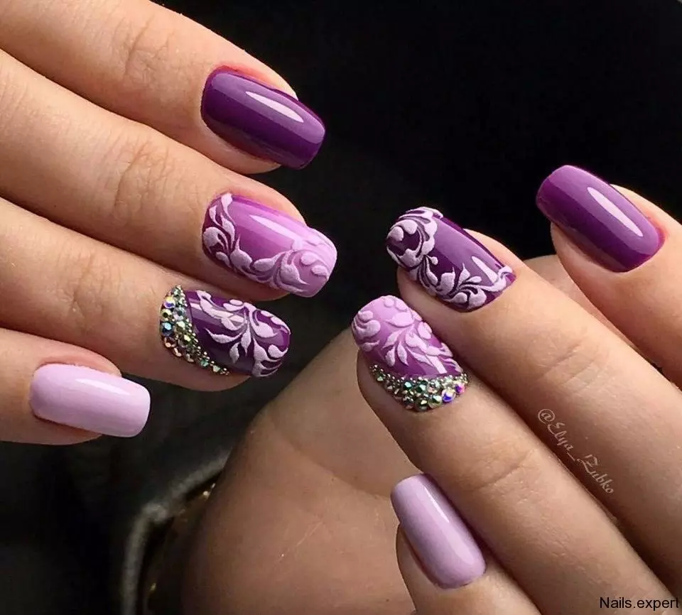 Manicure w kolorach fioletowych (32 zdjęcia): pomysły na paznokci 17257_3