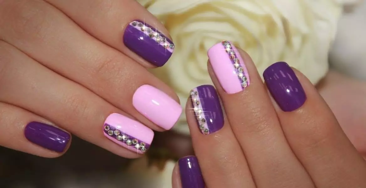 Manicure in purple colors (32 photos): nail design ideas 17257_7