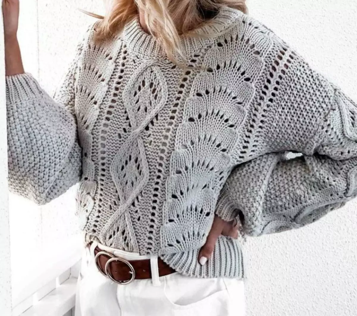 Модный ажурный свитер
