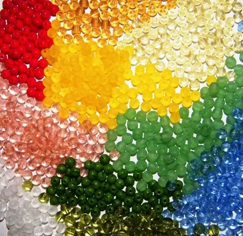Tsjekkiske perler: Farger og størrelsesnumre, Beskrivelse av perler fra Tsjekkia. Preciosa 