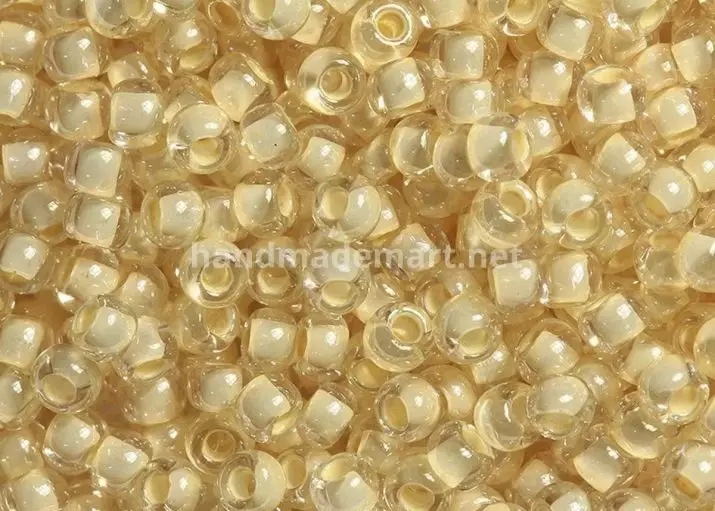 Japanese beads: laki ng bead mula sa Japan, views at popular na mga tagagawa 17397_2