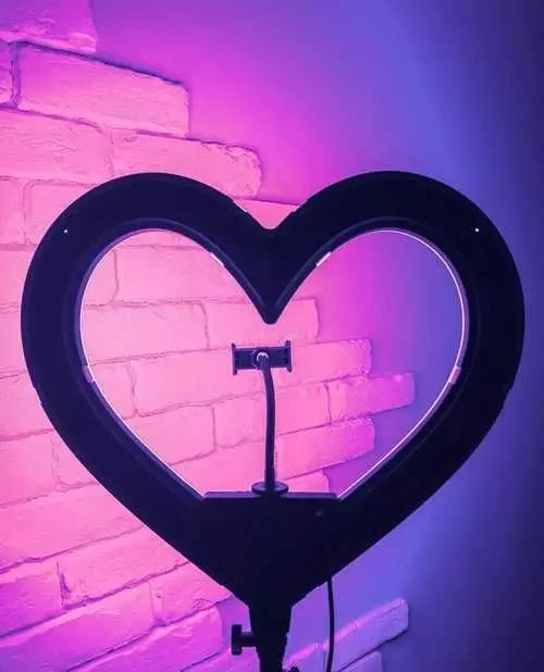 מנורת טבעת לב: מודל בצורת לב עם חצובה עבור selfie, הניואנסים שלהם על פי בחירתם 17404_13