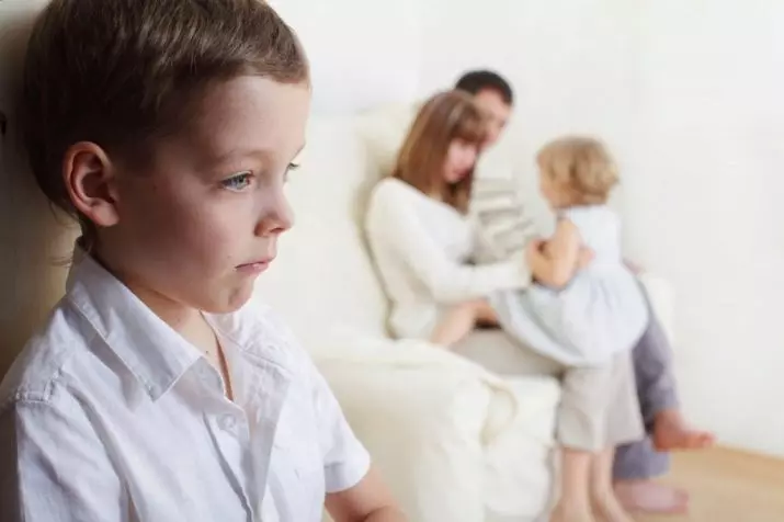 Pedofobia: qual è la fobia della paura dei bambini piccoli? Cause di aspetto, sintomi e trattamento 17523_6