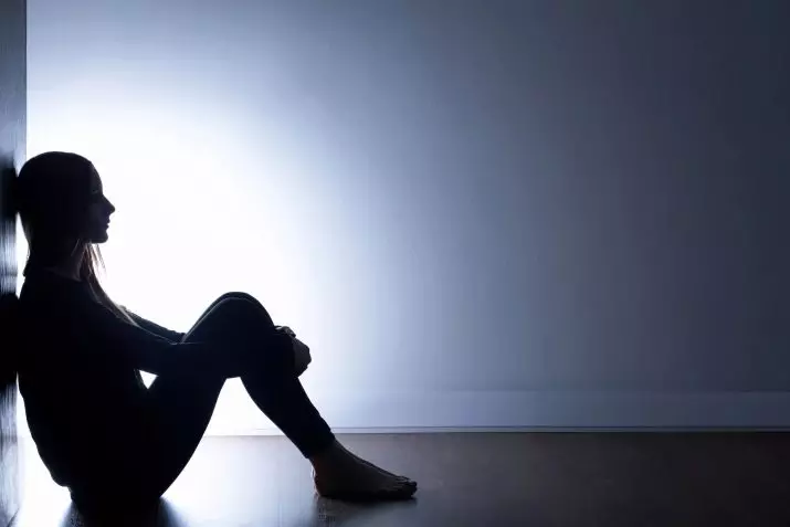 Autofobia: que é? Como xestionar o medo á soidade nas mulleres? Como superar o medo a quedarse? 17564_2