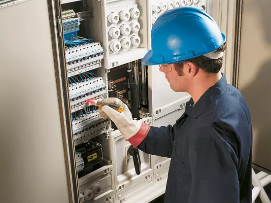 Maintenance engineer: Responsibilities in the work job instructions, where to undergo training, profession 17963_6