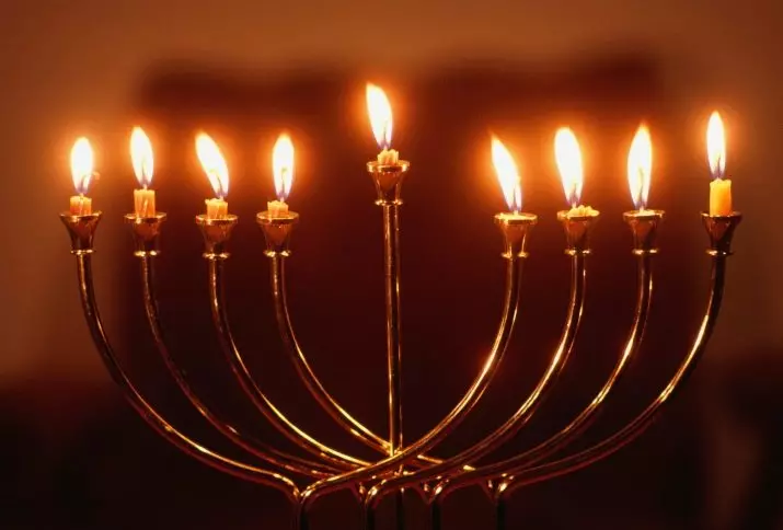 Żydowski Nowy Rok: Jakie jest znalezione wakacje z Żydów w Izraelu? Jaki numer na kalendarzu spada świętowanie? Jak świętować Rosh Ha Shan? 18088_14