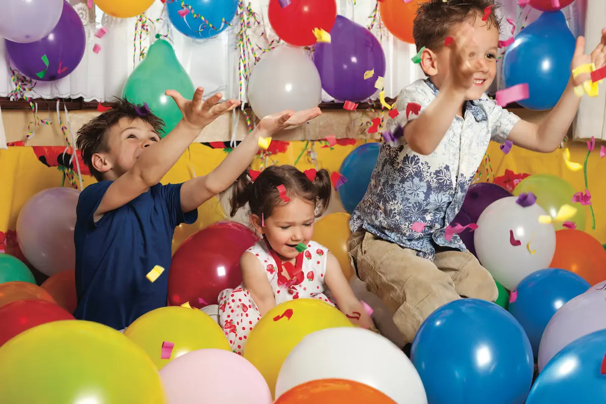 Сценариј рођендана дечака 5 година: Такмичења код куће. Како прославити рођендан детета код куће? Идеје и тематске игре 18148_13