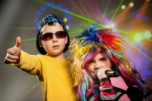 Disco-Style Party: Nyttår og barn, til bursdag og på jubileum, skript, hvordan å kle på en fest i stil på 70-tallet 18170_52