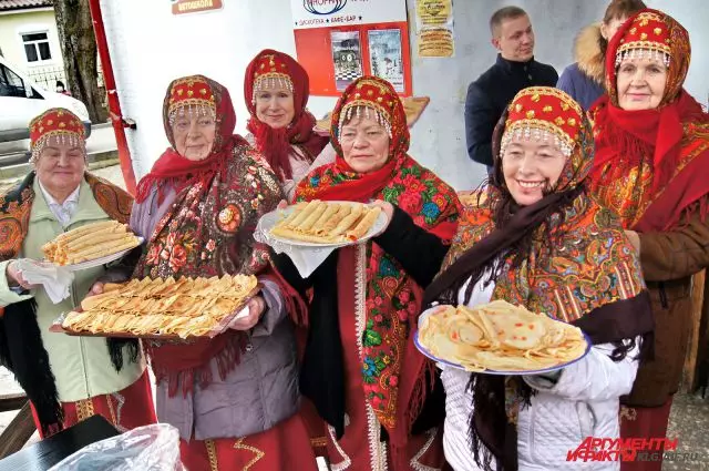 Minggu Maslenkaya - Tradisi ku dinten: Ngaran sareng hartos unggal dinten di karnaval, tanda sareng adat 18212_29