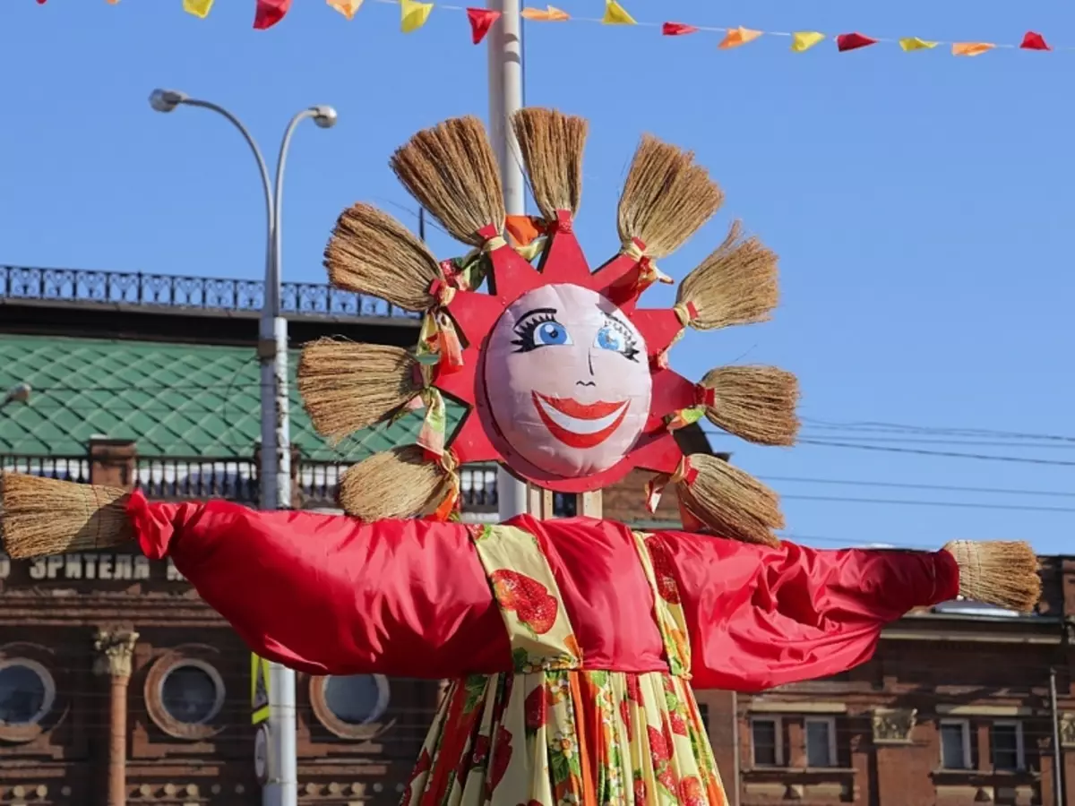 Maslenkaya Setmana: tradicions de dia: el nom i els significats de cada dia al carnaval, signes i costums 18212_5