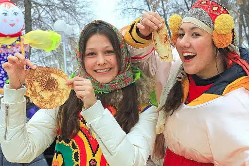 Maslenkaya Week - Tradysjes by Day: de namme en betsjuttingen fan elke dei op 'e karnaval, tekens en gewoanten 18212_7