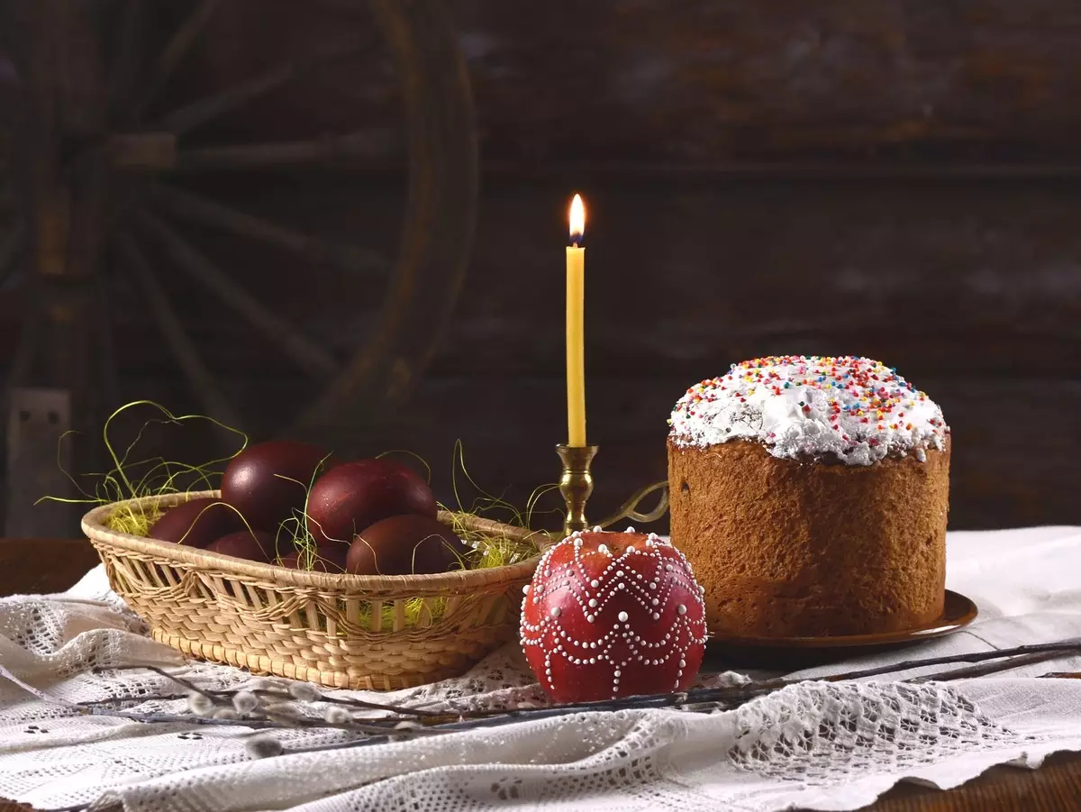 Maslenitsa: vacacións pagás ou ortodoxa? 31 foto é relixioso? Que podo comer en ortodoxia? Historia e comunicación 18227_20