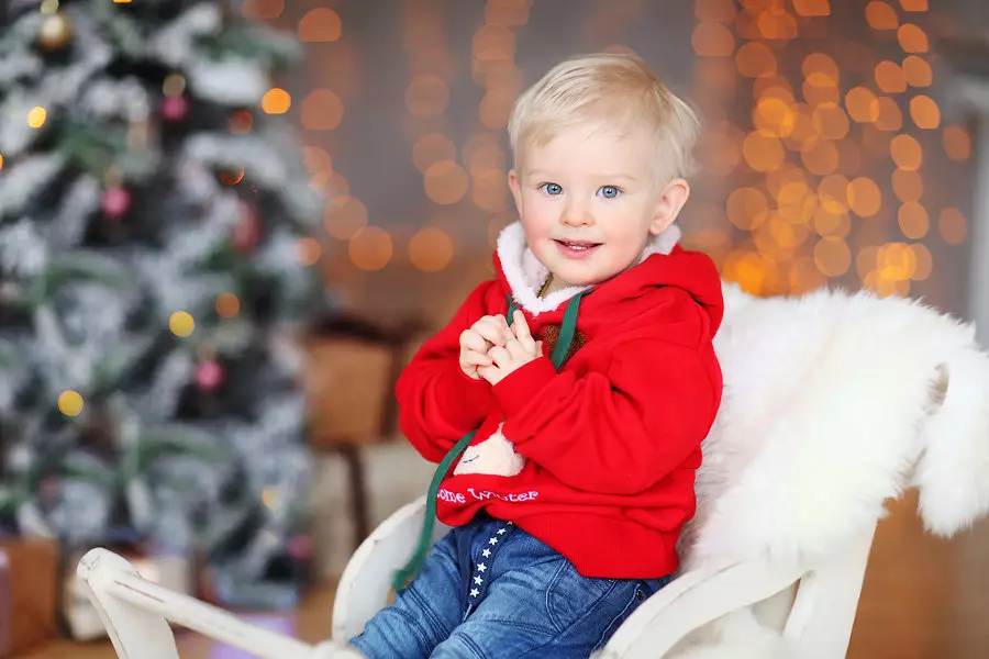 Gift Boy 3 ani pentru Anul Nou: Cele mai bune idei ale cadourilor de Anul Nou la copil, alegerea jucăriilor educaționale 18351_2