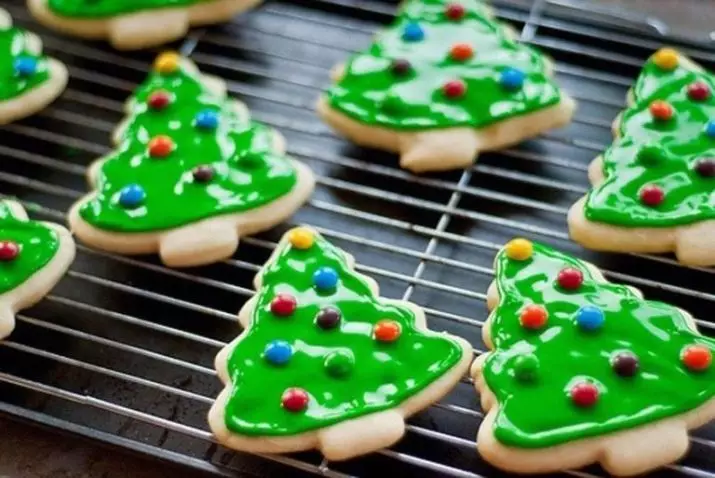 ئۆز قولى (35 سۈرەت) بىلەن يېڭى يىل تاتلىق سوۋغات: كەمپۈت ۋە سوۋغات baking يېڭى يىل ئىدىيە, تاتلىق sleigh ۋە cookies تەييارلىق 18362_19