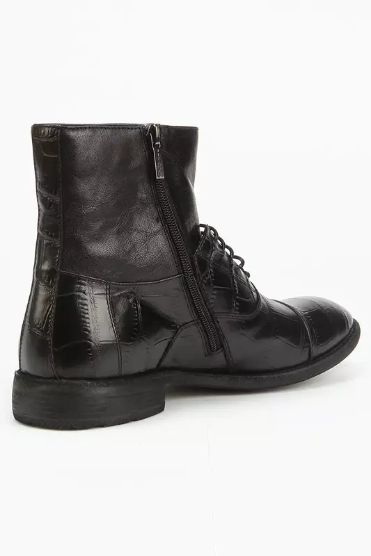 Boots (135 wêne): Trendên Fashion 2021, ji Rock Rock, Eva, Camel, Grinders, How to Wear Derby With Jeans, Mîlîtar & Burgundy Style 1842_114