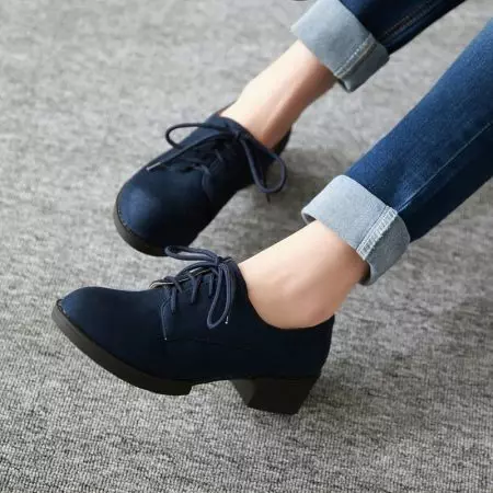 Boots (135 wêne): Trendên Fashion 2021, ji Rock Rock, Eva, Camel, Grinders, How to Wear Derby With Jeans, Mîlîtar & Burgundy Style 1842_4