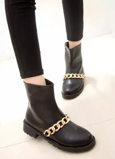 Boots (135 wêne): Trendên Fashion 2021, ji Rock Rock, Eva, Camel, Grinders, How to Wear Derby With Jeans, Mîlîtar & Burgundy Style 1842_92
