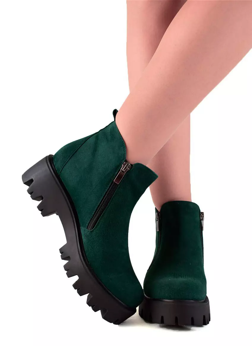Zelene čizme (45 slike): Ženske zimske modele, s kojim nosio tamno zelene cipele nubuck a 1846_7