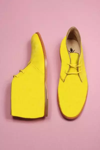 Geltonieji batai (42 nuotraukos): Kas yra moterų žiemos modeliai, BRAVO 1857_25