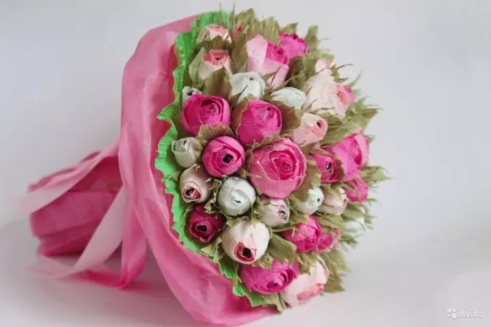 Boeketten van Sweets op 8 maart (66 foto's): Sweet Mini Bouquets Doe het zelf, Candy ongewone geschenken aan de leraar en moeder, andere versies van Bouquets 18614_64