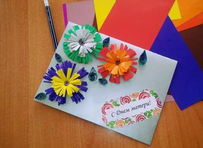 Kā padarīt dāvanu mammu no papīra? Pastkartes un amatniecība dzimšanas dienā ar savām rokām, aplikācijām un origami no krāsaina papīra 18669_9