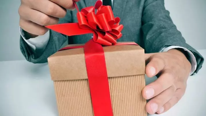 Erkekler için en iyi hediyeler: Yararlı hediyeler yetişkin adamın ilk özgün fikirleri. Bütçe Seçenekleri Listesi 18694_2