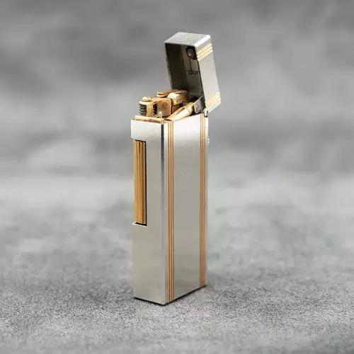 Запалки като подарък за един мъж: Красиви модели газ с гравюра, избор 18699_10
