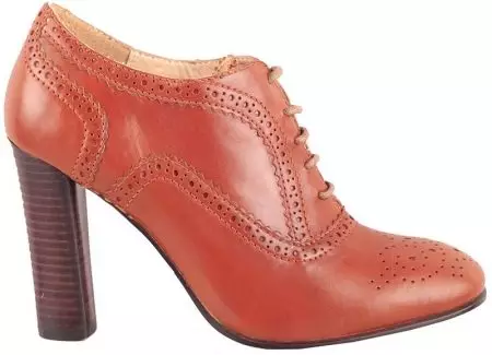 Boots Redhead (58 Ritratti): X'inhuma l-mudelli tax-xitwa tan-nisa bil-pil, ix-xejriet tal-moda 2021 1869_11
