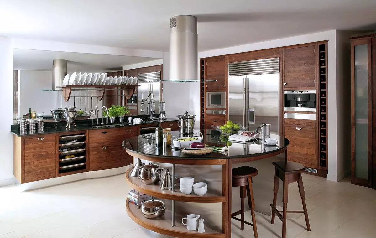 Virtuvės dizainas (179 nuotraukos): gražios virtuvės interjero idėjos bute, paprasti virtuvės dizaino parinktys. Kaip padaryti registraciją įdomu ir stilingu? Madingi dizaino sprendimai 186_153
