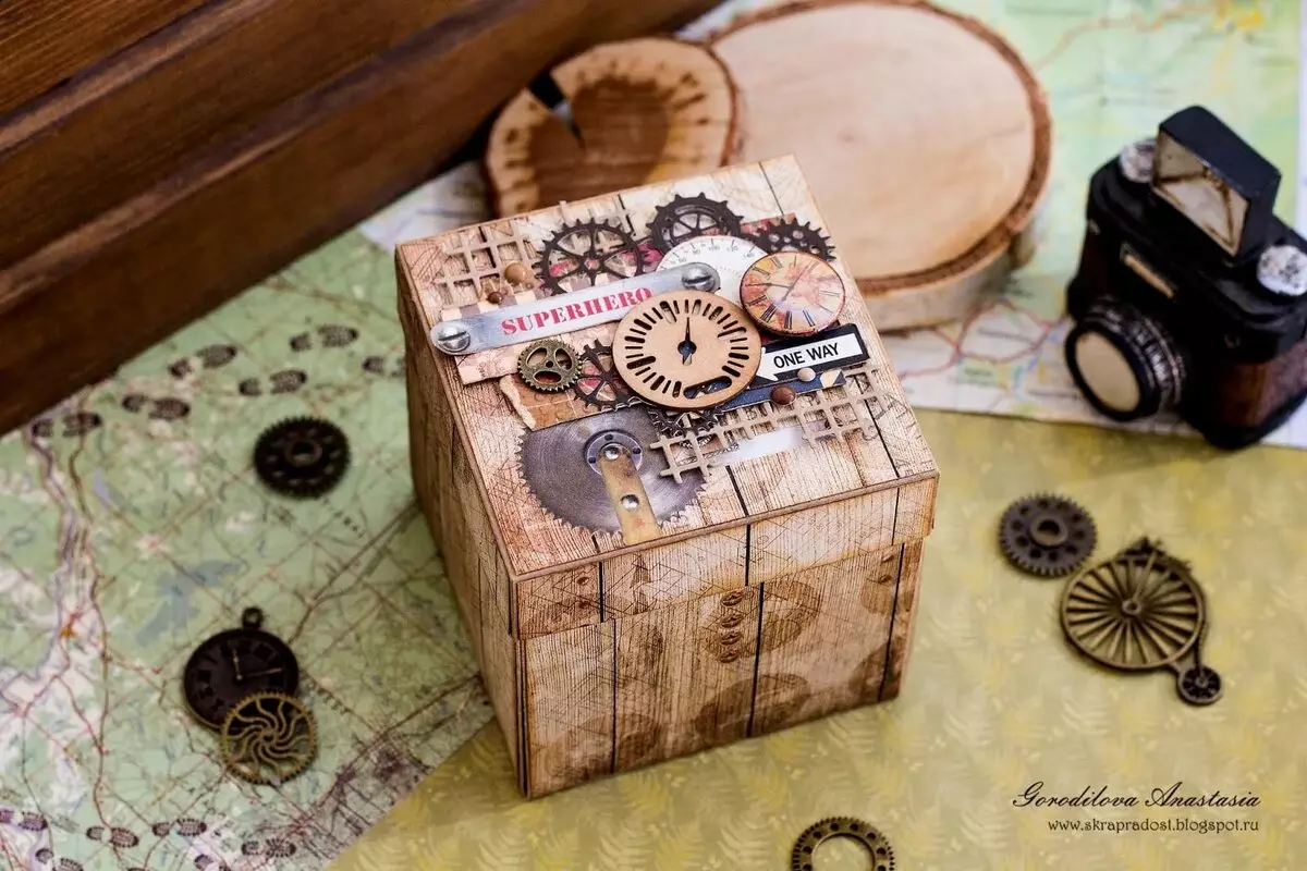 Scatole con una sorpresa (38 foto): Come creare una scatola vuota di carta con le tue mani, una torta di classe Master da una scatole a sorpresa 18795_15