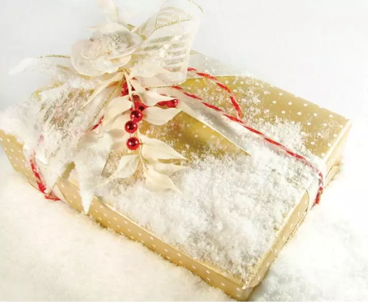 Embalaxe para agasallos de Nadal: ¿Que é mellor escoller: caixas, bolso de ano ou fermosos paquetes para o ano? Que papel de embalaxe e bolsas son axeitados para agasallos doces? 18802_9
