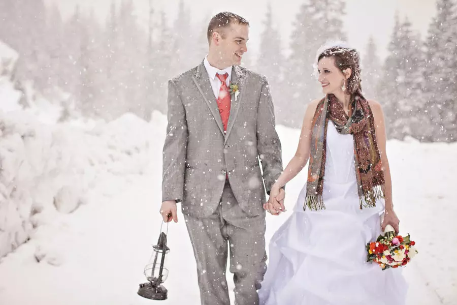 결혼식 사진 촬영을위한 아이디어 (85 장의 사진) : 여름, 겨울, 가을 결혼식, 11 월 또는 10 월 숲의 말과 함께 18855_72