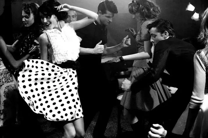 Dance Twist: Jak se naučit tančit své domy krok bypass? Obecný popis Danceová, historie původu 18888_11