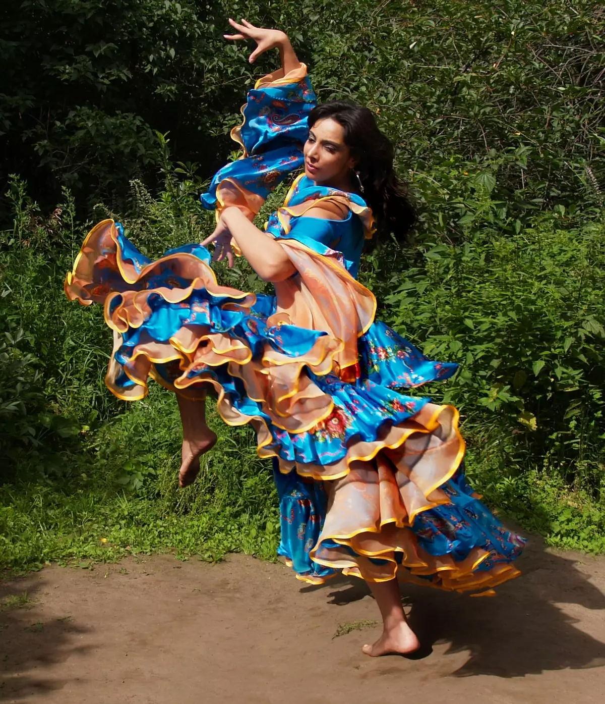 Gypsy Dancing: Mataki-mataki aji na aji don sabon shiga. Me zaku yi rawa? 18889_22