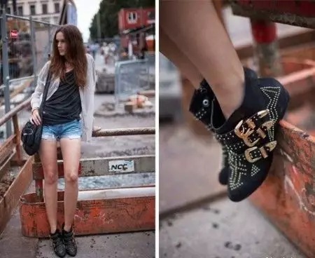 Boots bergaya (78 foto): Trend 2021, apa kasut wanita yang paling bergaya, apa yang akan menjadi fesyen pada tahun 2022 1889_18