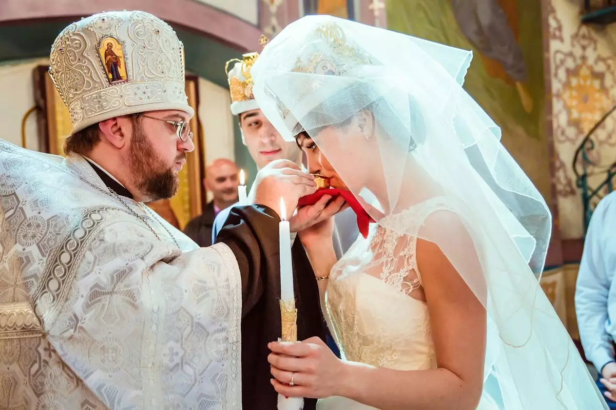 Hoe lang duurt de bruiloft in de kerk? De duur van de rite in de orthodoxe kerk 18919_18