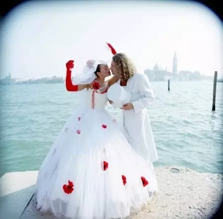 Wedding Dress - Angelica Varum